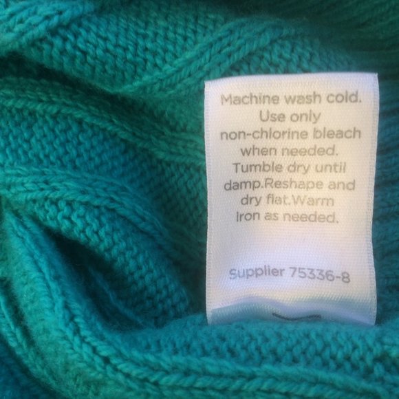 Vintage Cable Knit Wool Blend Long Sleeve V-Neck by JC Penney Size XL Petite - Picture 4 of 5